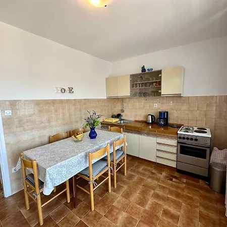 In 43208 شقة دْغاماي