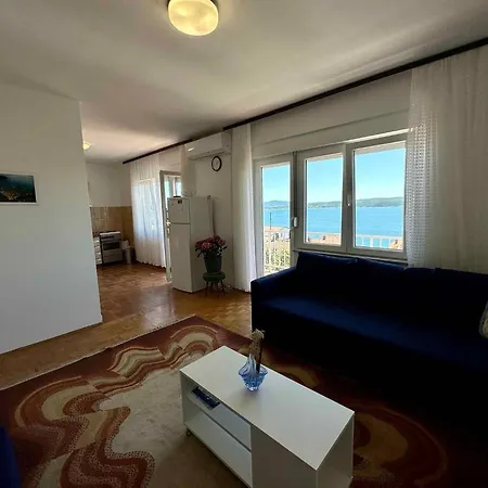 In 43208 * دْغاماي