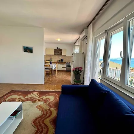 In 43208 شقة دْغاماي